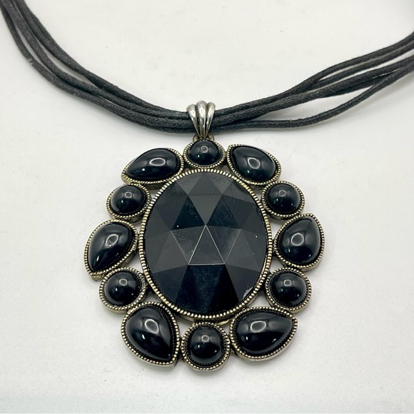 Bold Black Acrylic Pendant on Multi Strand Cords Statement Necklace VGC - Picture 9 of 14